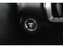 Toyota Urban Cruiser Dynamic 61 kWh | Stuur en stoelverwarming | Navigatie | Parkeersensoren | All season banden |