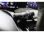 Toyota Urban Cruiser Dynamic 61 kWh | Stuur en stoelverwarming | Navigatie | Parkeersensoren | All season banden |