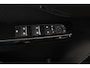 Toyota Urban Cruiser Dynamic 61 kWh | Stuur en stoelverwarming | Navigatie | Parkeersensoren | All season banden |