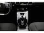 Toyota Urban Cruiser Dynamic 61 kWh | Stuur en stoelverwarming | Navigatie | Parkeersensoren | All season banden |