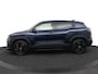 Toyota Urban Cruiser Dynamic 61 kWh | Stuur en stoelverwarming | Navigatie | Parkeersensoren | All season banden |
