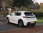 Peugeot e-208 EV 50 kWh | SOH 92% | Apple Carplay | Parkeersensoren | Navi | Cruise Control | NL-Auto |
