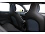 Volvo EX30 Single Motor Extended Range Plus 69 kWh | Verwarmbare voorstoelen en stuurwiel | Apple carplay/Android auto | Adaptieve cruise control | Warmtepomp | Keyless