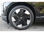 Volvo EX30 Single Motor Extended Range Plus 69 kWh | Verwarmbare voorstoelen en stuurwiel | Apple carplay/Android auto | Adaptieve cruise control | Warmtepomp | Keyless