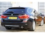 BMW 5-Serie Touring 520d High Executive 190pk | Apple Carplay/Android Auto | Cruise control adaptief | Dodehoekdetectie | Elektrisch glazen panorama-dak | Head-up display | Luxe lederen bekleding | Rondomzicht camera | Stoel verwarming/ventilatie voor | Dealer onderhouden!