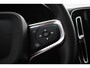 Volvo XC40 2.0 B4 AWD Inscription // Trekhaak | 2100KG trekgewicht | Harman Kardon | Camera | Stoel- + stuurwielverwarming | Orrefors Crystal Gearshift