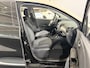 Renault Captur 90PK TCe Dynamique | Navi | Camera | Parkeersensoren | Climate Control | Cruise Control | Lichtmetalen Velgen | Licht & Regen Sensor | Bluetooth | USB | LED Dagrijverlichting |