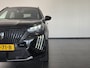 Peugeot 2008 1.2 PureTech 130 GT | Alcantara | Pano | Elektrische stoelen | Verwarmbare stoelen