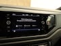 Volkswagen Taigo 1.0 TSI R-Line Business - CLIMATE CONTROL - CAMERA - PARKEERSENSOREN VOOR/ ACHTER - DAKRAILS - PASSAGIERSSTOEL IN HOOGTE VERSTELBAAR - APPLE CARPLAY/ ANDROID AUTO - 17 INCH LICHT METALEN VELGEN - SPORTSTOELEN - KEYLESS ENTRY/ START