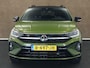Volkswagen Taigo 1.0 TSI R-Line Business - CLIMATE CONTROL - CAMERA - PARKEERSENSOREN VOOR/ ACHTER - DAKRAILS - PASSAGIERSSTOEL IN HOOGTE VERSTELBAAR - APPLE CARPLAY/ ANDROID AUTO - 17 INCH LICHT METALEN VELGEN - SPORTSTOELEN - KEYLESS ENTRY/ START