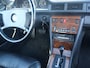 Mercedes-Benz 200-Serie 200-500 (W124) 300 CE 46.000km !!! Airco Leder