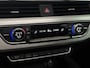 Audi A4 Avant 1.4 TFSI Sport S line black edition(Goed OnH, Pano, Carplay, Trekhaak, SfeerV, StoelV, Digitale Dash, Camera, Etc)