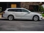 Volkswagen Passat Variant 1.8 TSI R-Line Automaat/Pano/Trekhaak/Camera/LED/ACC