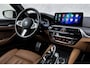 BMW 5-Serie 530e Business Edition Plus | M-sport | Lederen bekleding | Stoelverwarming