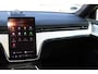 Volvo EX90 Twin Motor Performance Ultra 7p. 111 kWh | Actieve Luchtvering Met FOUR-C | Panoramadak | Premium audio by Bowers & Wilkins | Verwarmbare voorstoelen, achterbank, stuurwiel | Rondom zichtcamera | Head-up Display | 22 inch Lichtmetalen Velgen