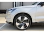Volvo EX90 Twin Motor Performance Ultra 7p. 111 kWh | Actieve Luchtvering Met FOUR-C | Panoramadak | Premium audio by Bowers & Wilkins | Verwarmbare voorstoelen, achterbank, stuurwiel | Rondom zichtcamera | Head-up Display | 22 inch Lichtmetalen Velgen