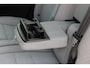 Volvo EX90 Twin Motor Performance Ultra 7p. 111 kWh | Actieve Luchtvering Met FOUR-C | Panoramadak | Premium audio by Bowers & Wilkins | Verwarmbare voorstoelen, achterbank, stuurwiel | Rondom zichtcamera | Head-up Display | 22 inch Lichtmetalen Velgen