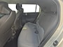 Kia EV3 Plus 81.4 kWh | Cruise Control | Climate Control | Camera | Navigatie | Stoelverwarming | Stoelverwarming | Rubberen Matten | Spatlappen |