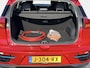 Kia Niro EV e-Niro ExecutiveLine 64 kWh SOH 84,4% | Warmtepomp | 3 Fase | Memory | Adaptive Cruise | Stoel & Achterbankverwarming + Ventilatie | Dealeronderhouden | 1e Eigenaar | Full-LED |