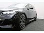 BMW i5 Touring eDrive40 M Sport Edition 84 kWh 340 PK, SOH 97 %, Panoramadak, Trekhaak, 360 Camera, H/K Sound,