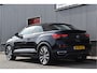 Volkswagen T-Roc Cabrio 1.5 TSI R-Line Stoelverwarming, Adaptive cruise, Camera, Carplay
