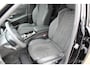 Peugeot 2008 1.2 Hybrid 145 GT VOORRAAD VOORDEEL | Navigatie | Parkeercamera | Parkeersensoren | LED |