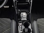 Peugeot 2008 1.2 Hybrid 145 GT VOORRAAD VOORDEEL | Navigatie | Parkeercamera | Parkeersensoren | LED |