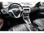 Lancia Delta 1.8-16V Di Platinum PANO LEER 2xPDC 18"LMV AUTOMAAT CRUISE CLIMA ENZ!