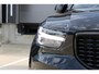 Volvo XC40 2.0 T4 R-Design | Premium audio by Harman Kardon | Verwarmbare voorstoelen | Trekhaak