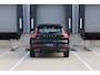 Volvo XC40 2.0 T4 R-Design | Premium audio by Harman Kardon | Verwarmbare voorstoelen | Trekhaak
