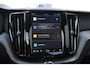 Volvo XC60 T6 350pk Automaat Plug-in AWD Ultra Black Edition Luchtvering/ Bowers & Wilkins/ Leder dashboard/ Adaptive cruise control/ Google infotainment/ 360Camera/ Keyless entry/