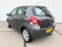 Toyota Yaris 1.3 VVTi 6 versnel. 5drs Comfort |Eco modus | airco | goed onderhouden | aux | NAP | 1e eigenaar
