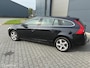 Volvo V60 2.0 D3 Kinetic | 347.422 km | Diesel | Zwart