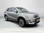 Suzuki Vitara 1.5 Hybrid Style Automaat | Rijklaarprijs | All Season banden | Navigatiesysteem | Apple Carplay & Android Auto | Climate Control | Parkeersensoren voor en achter|