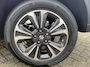 Suzuki Vitara 1.5 Hybrid Style Automaat | Rijklaarprijs | All Season banden | Navigatiesysteem | Apple Carplay & Android Auto | Climate Control | Parkeersensoren voor en achter|