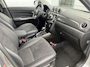 Suzuki Vitara 1.5 Hybrid Style Automaat | Rijklaarprijs | All Season banden | Navigatiesysteem | Apple Carplay & Android Auto | Climate Control | Parkeersensoren voor en achter|
