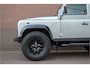 Land Rover Defender 2.4 TD 90 Station Wagon, Carplay, Trekhaak, DAB+, Airco, Bluetooth, ABS.