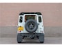 Land Rover Defender 2.4 TD 90 Station Wagon, Carplay, Trekhaak, DAB+, Airco, Bluetooth, ABS.