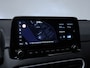 Hyundai Kona 1.6 GDI HEV Fashion Sport (APPLE CARPLAY,HEAD-UP DISPLAY,NAVI,CAMERA,PDC,CRUISE,GETINT,LED,SPORTSTOELEN,LM VELGEN)