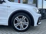 Volkswagen Tiguan 1.5 TSI ACT Highline Business R | R-Line | Trekhaak | Navigatie | Stoelverwarming | Apple Carplay | Android Auto | Achteruitrijcamera |