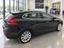 Volvo V40 1.6 T3 Momentum | Zwart | Isofix | Lichtmetaal | NAP