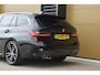 BMW 3-Serie Touring 330i High Exe * M-Sport * Panoramadak * Head-up * Sfeerverlichting * Camera *
