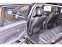 BMW 3-Serie Touring 330i High Exe * M-Sport * Panoramadak * Head-up * Sfeerverlichting * Camera *