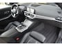 BMW 3-Serie Touring 330i High Exe * M-Sport * Panoramadak * Head-up * Sfeerverlichting * Camera *