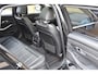 BMW 3-Serie Touring 330i High Exe * M-Sport * Panoramadak * Head-up * Sfeerverlichting * Camera *