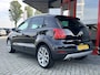 Volkswagen Polo 1.2 TSI Highline | Polo Cross | 34.000KM! | Stoelverwarming | Climate Control | Cruise Control | Bluetooth | Metallic Lak |