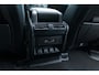 Land Rover Defender 110 3.0 P400 HSE Luchtv. Pano Meridian Matrix 360 ACC El. Trekhaak Stoelvent.