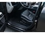 Land Rover Defender 110 3.0 P400 HSE Luchtv. Pano Meridian Matrix 360 ACC El. Trekhaak Stoelvent.