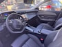 Peugeot 408 1.6 HYbrid 225 EAT8 Allure Avantage | Camera voor & achter | NL auto | AGR bestuurdersstoel | Stoelverwarming | Automaat | On-board charger 7,4kW | Comfort Pack