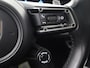 Porsche Cayenne 3.0 E-Hybrid | Luchtvering | Sport-Uitlaat | Trekhaak | Sport-Design-Zwart | GT-Sportstuur | Panormadak | Stoelverwarming/Ventilatie | Surround View | SoftClose | HUD | 18-Wegs en Memory | SportChrono | Adaptieve Cruise Control | Matrix-LED |